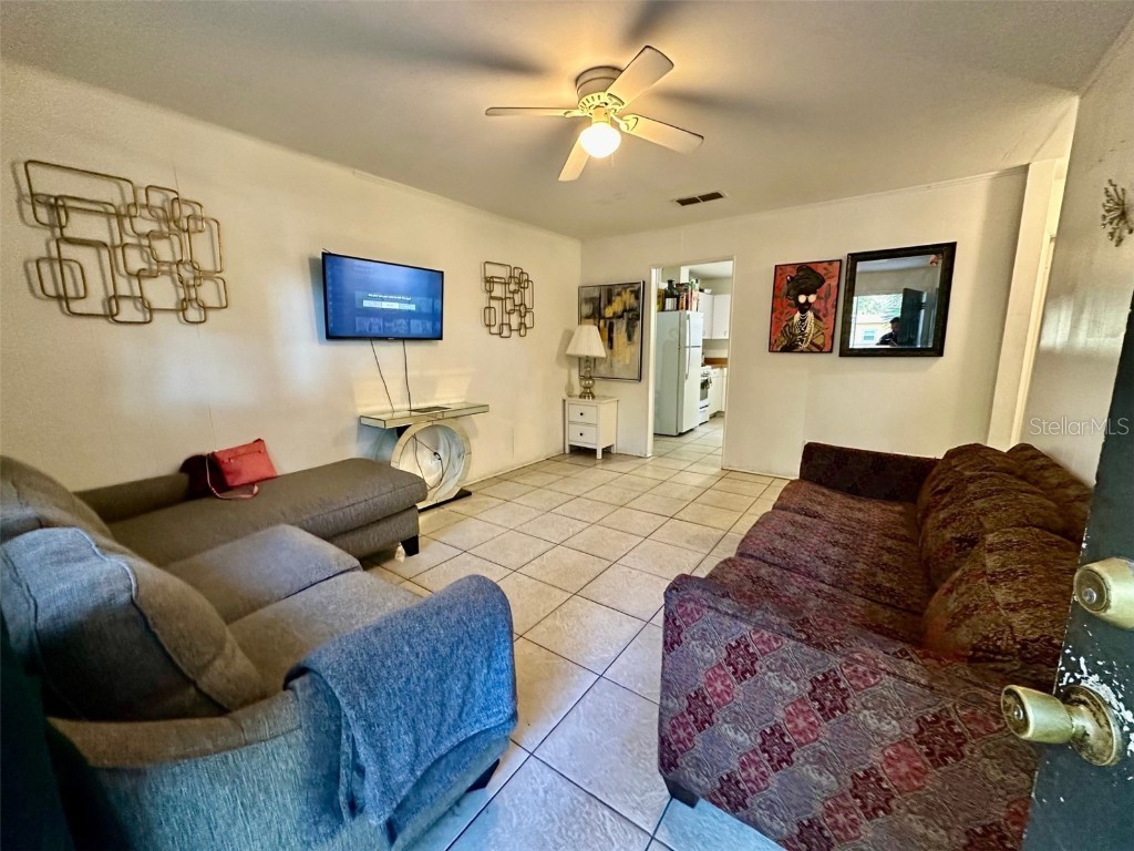 1914 NE 21st Place Gainesville FL 32609 GC535622 image3