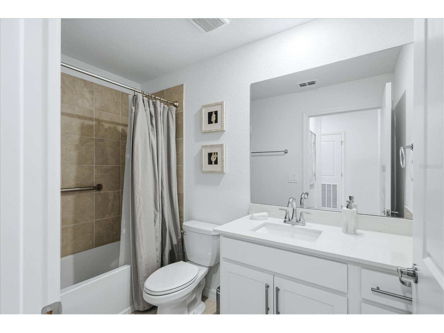 19140 Scallop Loop #102 Lakewood Ranch FL 34211 A4696775 image22