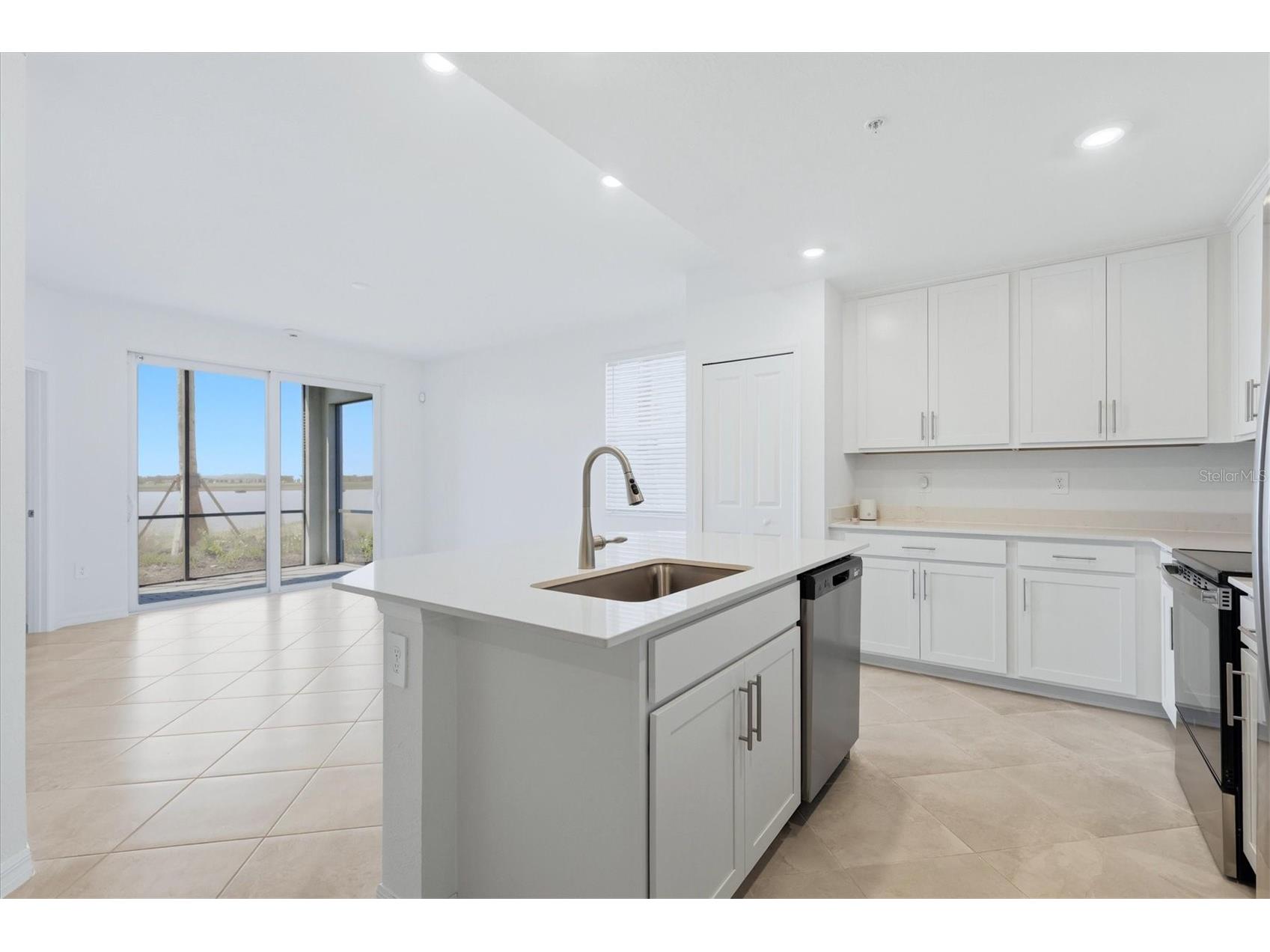 19140 Scallop Loop #108 Lakewood Ranch FL 34211 A4697265 image19