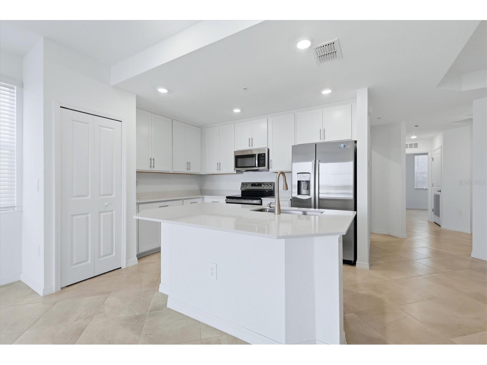 19140 Scallop Loop #108 Lakewood Ranch FL 34211 A4697265 image21