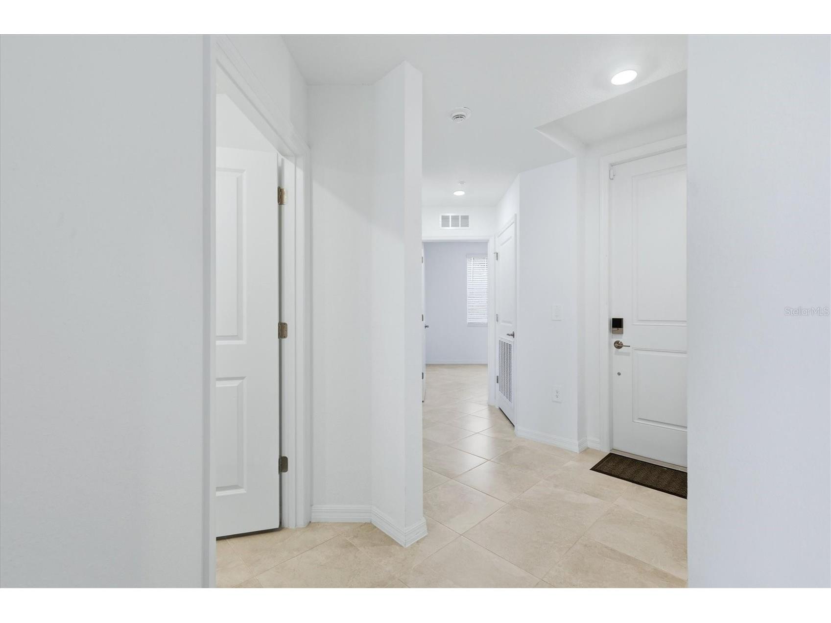 19140 Scallop Loop #108 Lakewood Ranch FL 34211 A4697265 image9