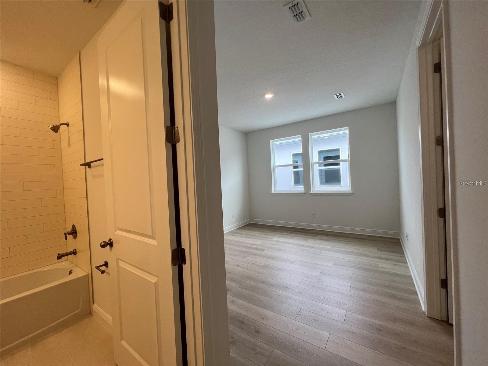 19141 Planetree Street Orlando FL 32827 O6421518 image26
