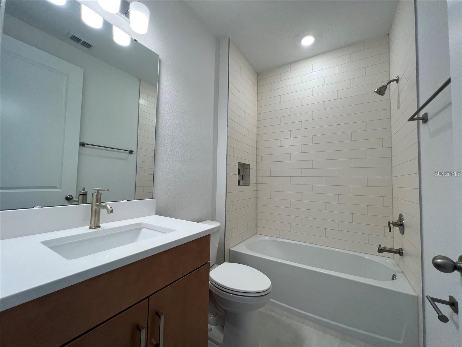 19141 Planetree Street Orlando FL 32827 O6421518 image27
