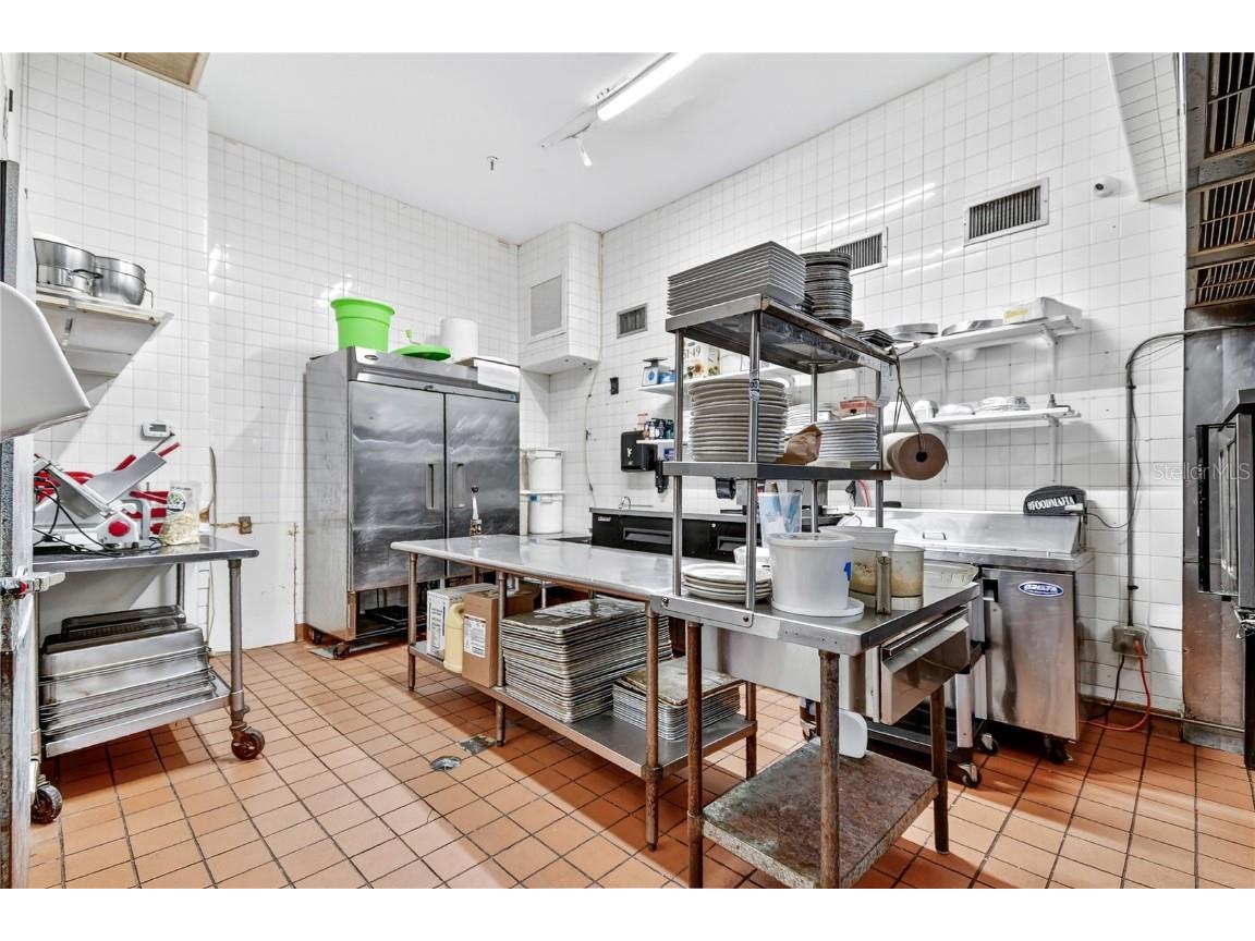 1915 A1a S #ENTIRE BUILDING Saint Augustine FL 32080 GC534545 image39