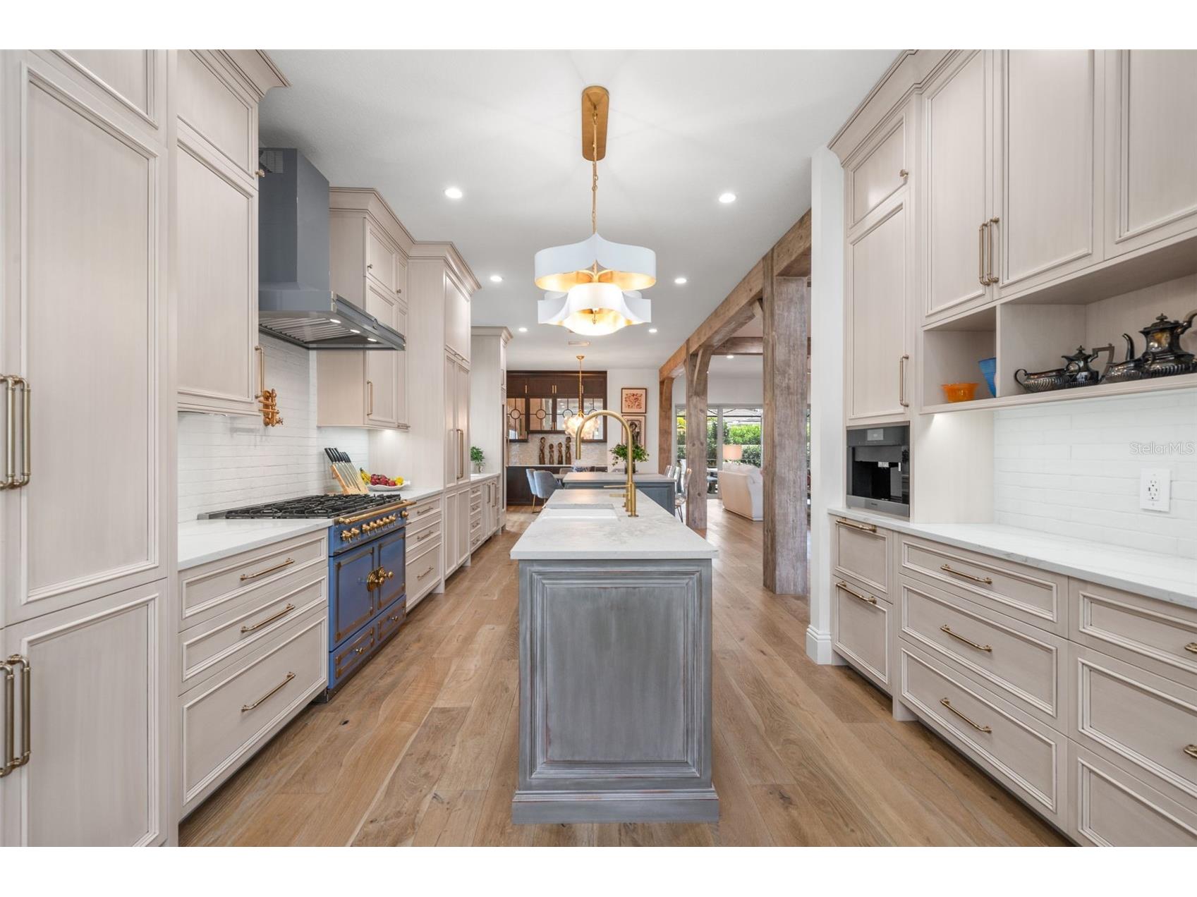 1915 Clematis Street Sarasota FL 34239 A4694616 image18