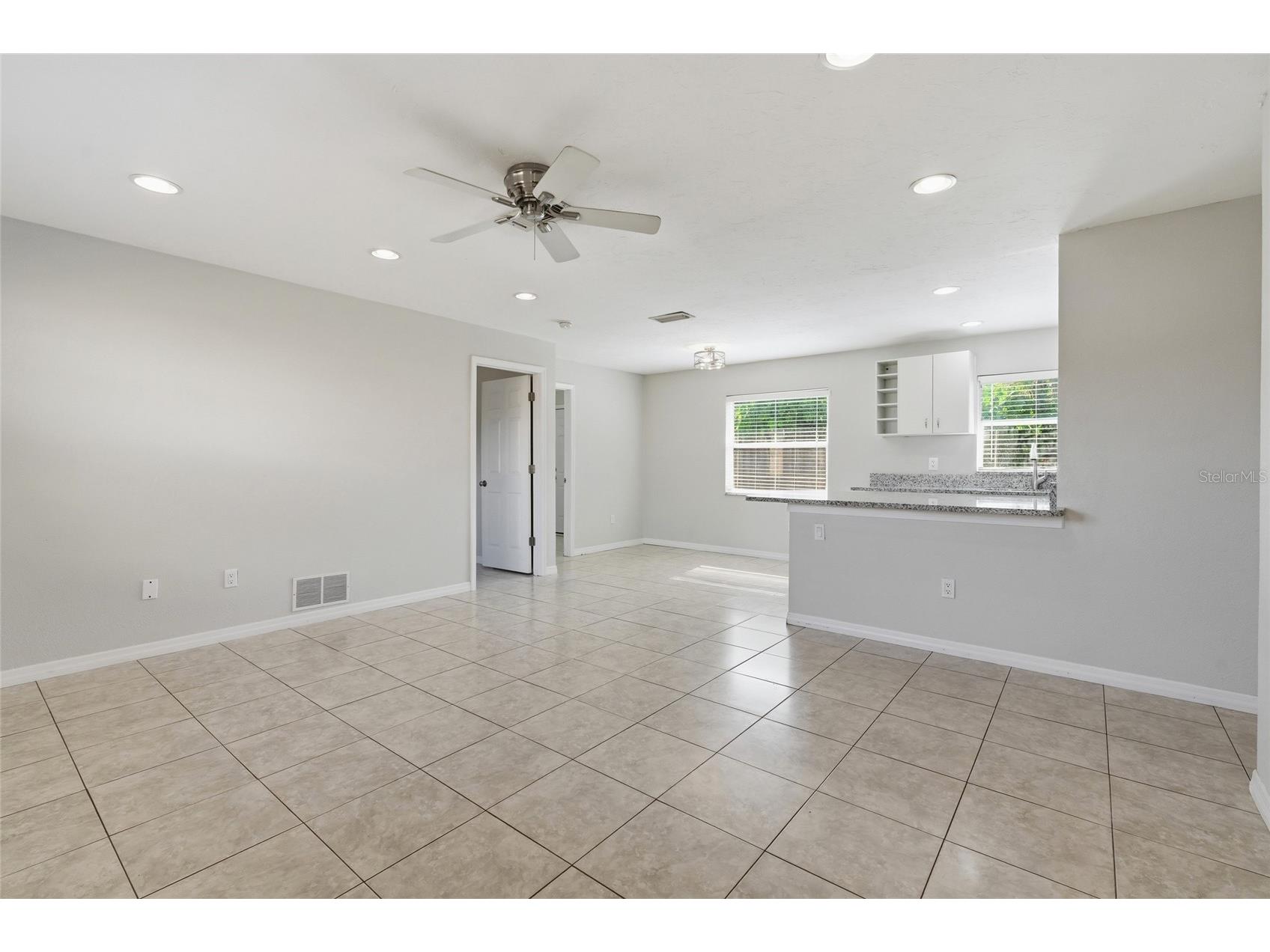 1915 Colleen Street Sarasota FL 34231 A4699301 image10