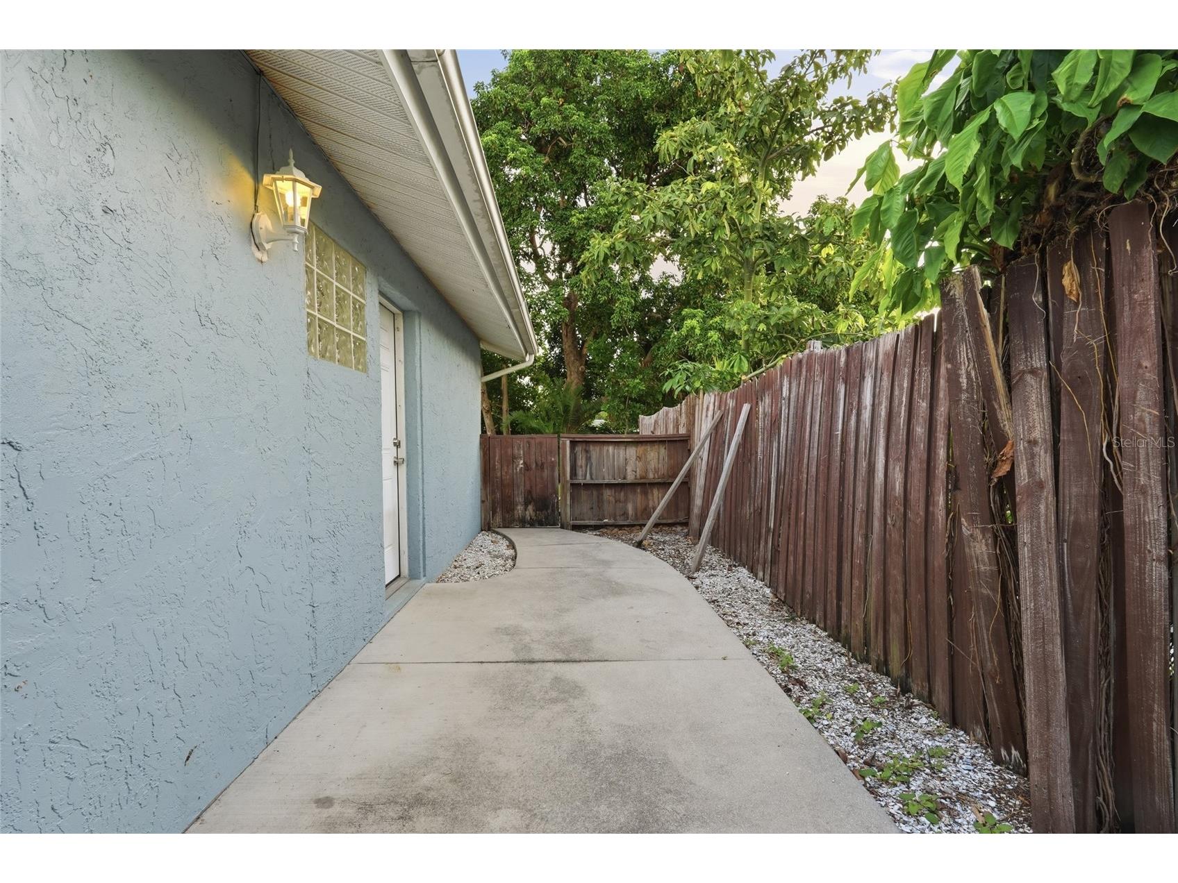1915 Colleen Street Sarasota FL 34231 A4699301 image37