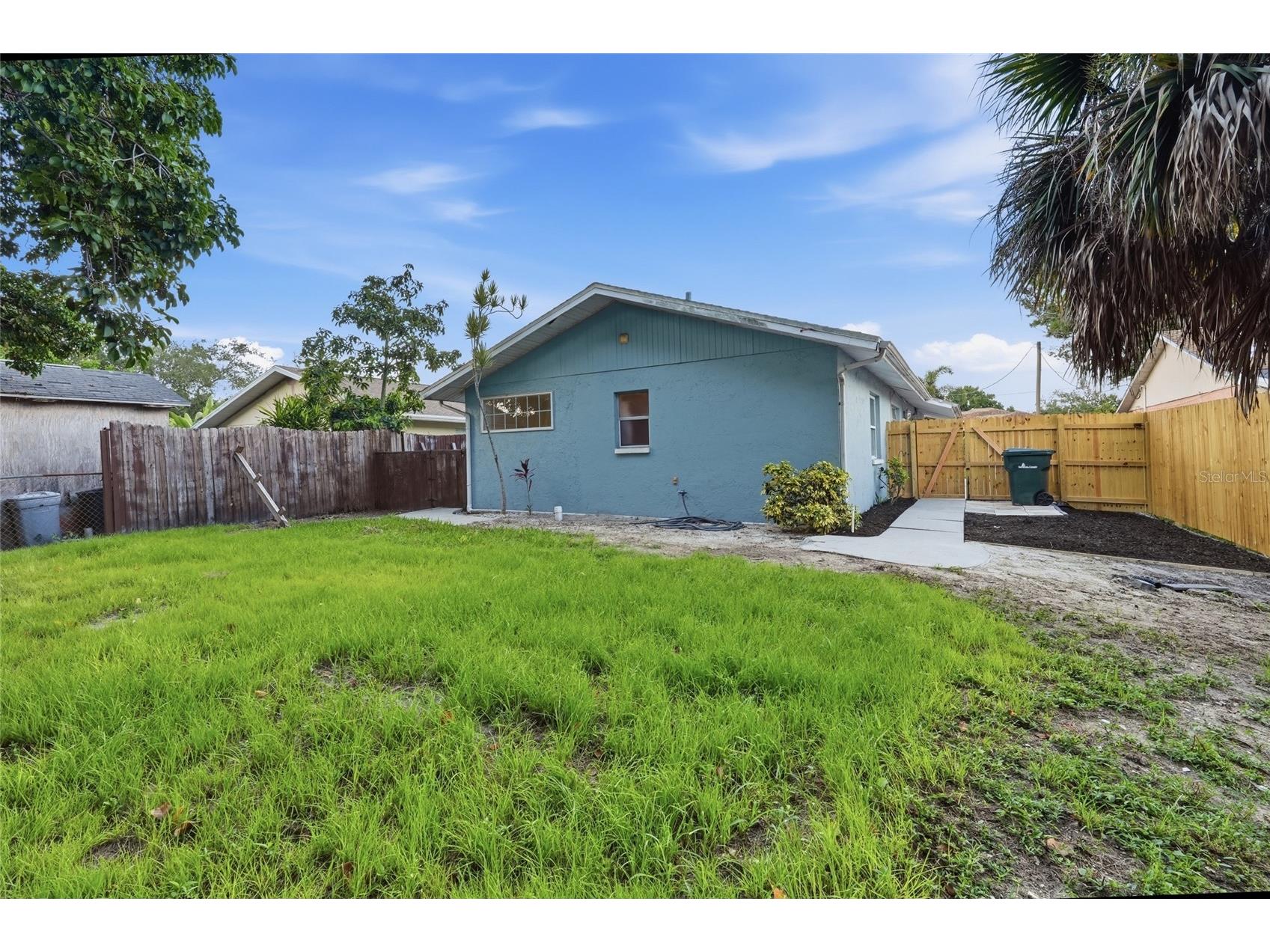 1915 Colleen Street Sarasota FL 34231 A4699301 image41