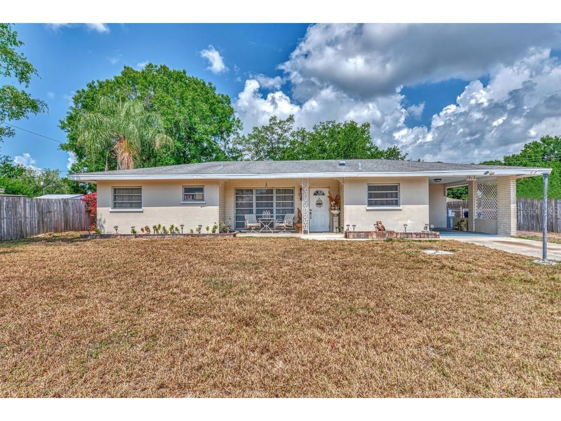 1915 Dudley Place Sarasota FL 34235 A4611844 image1