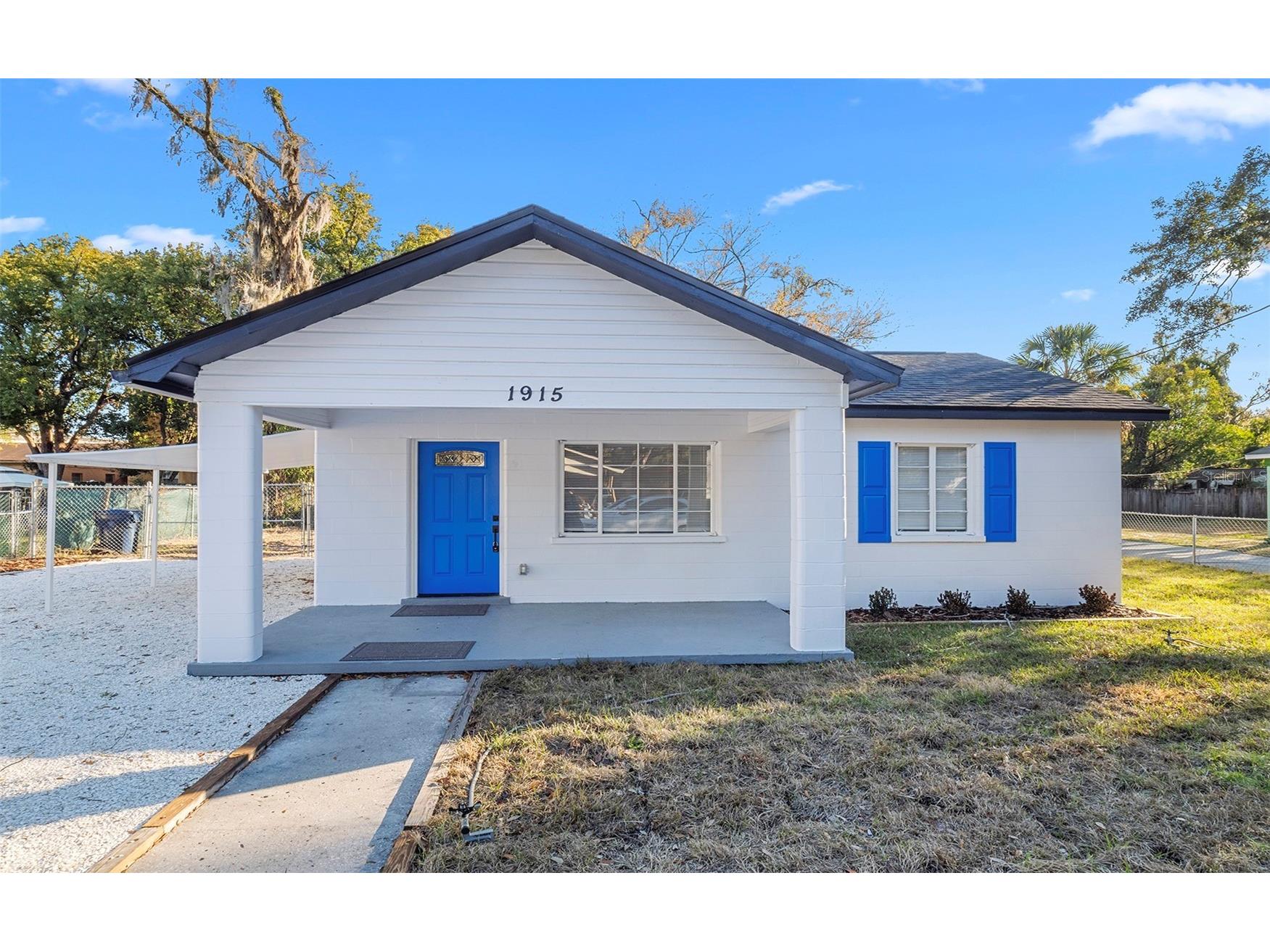 1915 E Powhatan Avenue Tampa FL 33610 TB8462126 image1