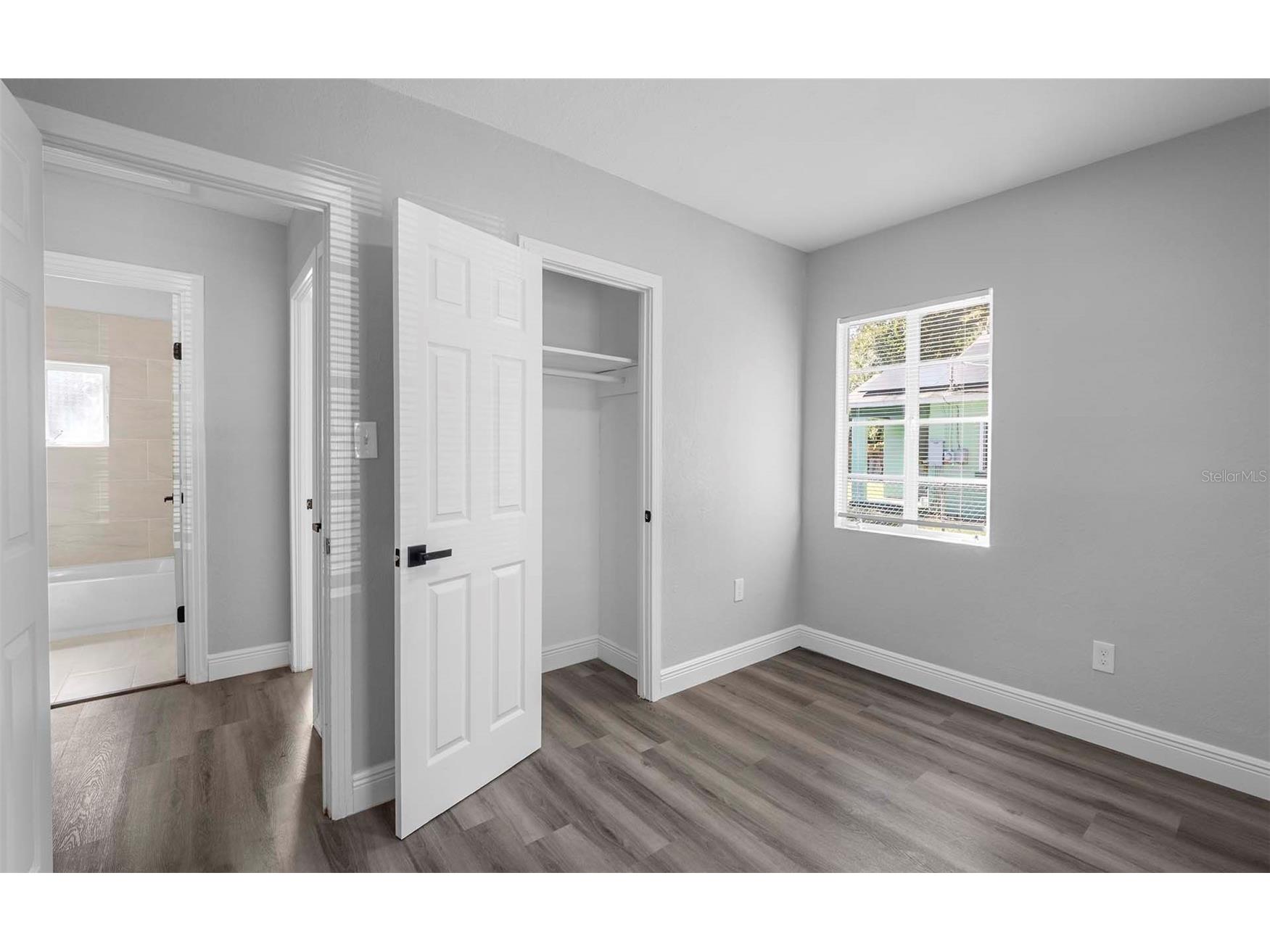 1915 E Powhatan Avenue Tampa FL 33610 TB8462126 image14