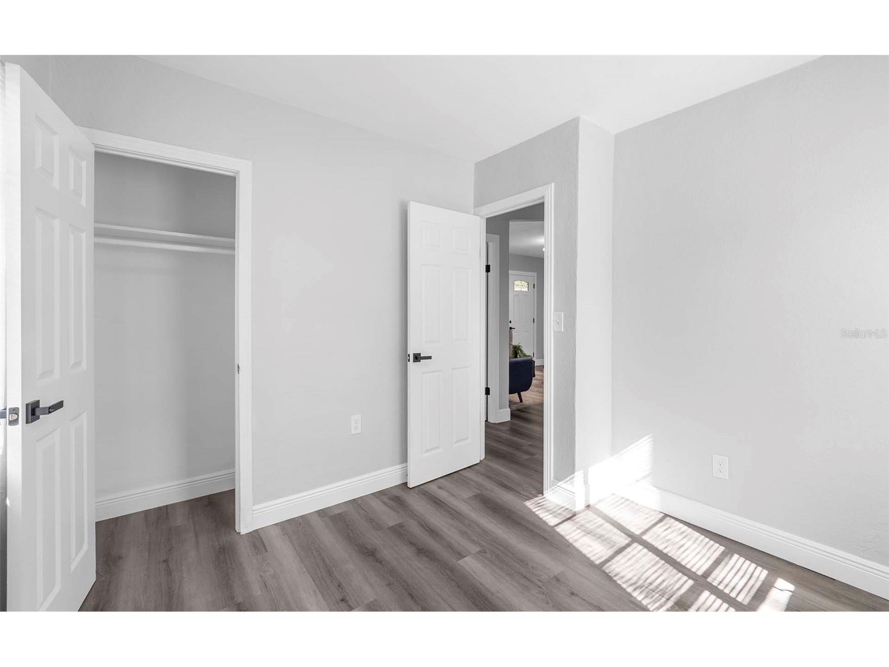 1915 E Powhatan Avenue Tampa FL 33610 TB8462126 image16