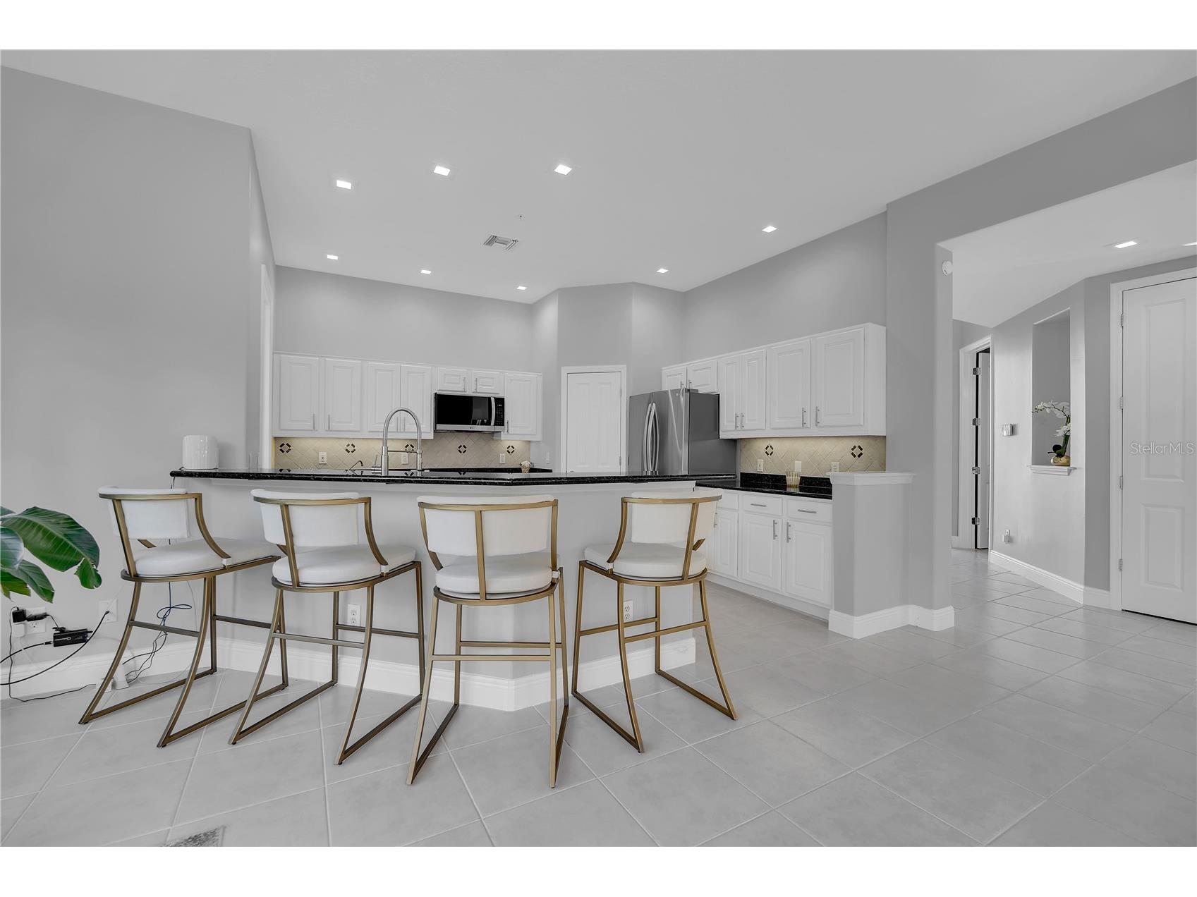 1915 Harbour Links Circle #6 Longboat Key FL 34228 A4688148 image14