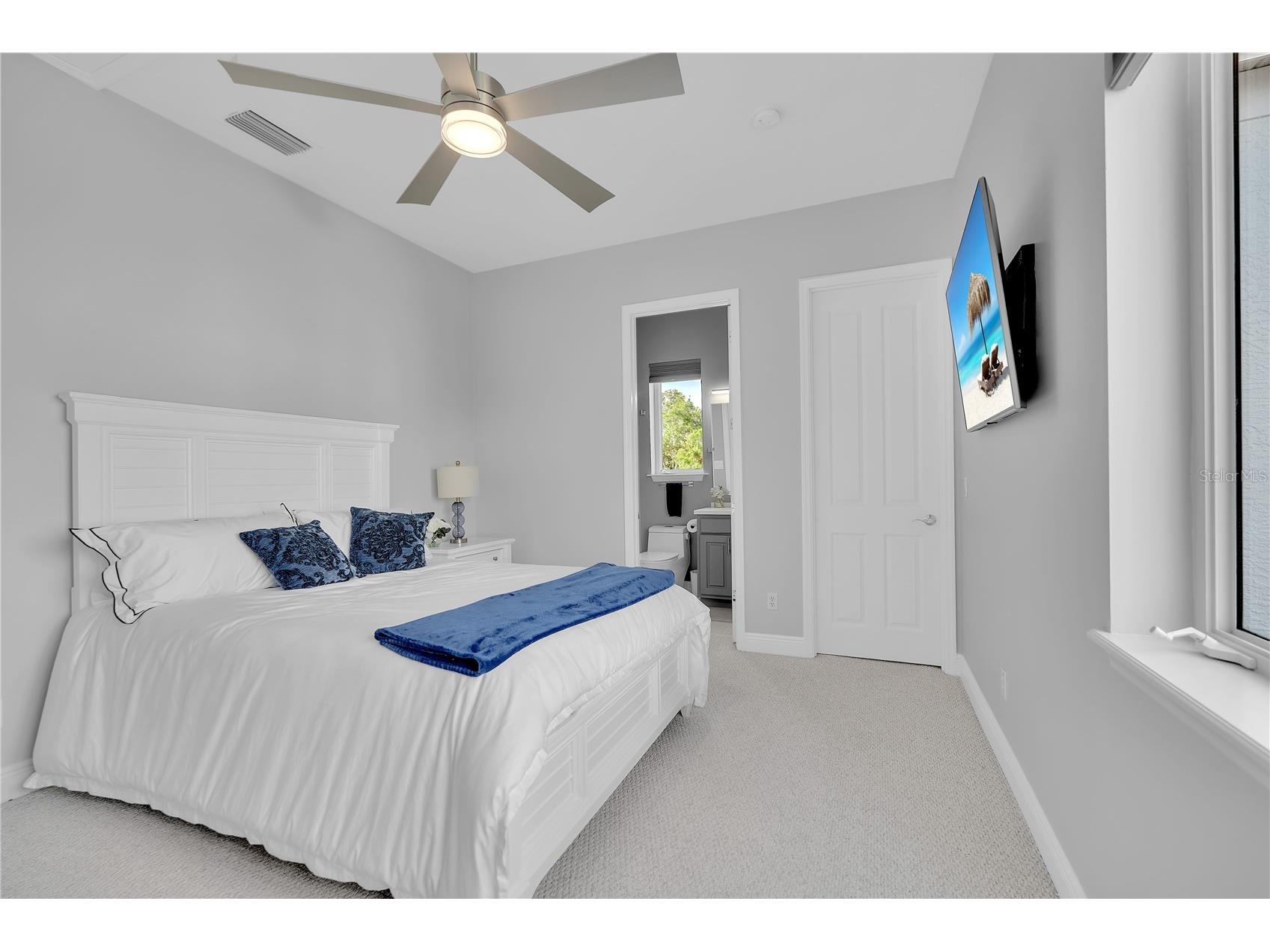 1915 Harbour Links Circle #6 Longboat Key FL 34228 A4688148 image28