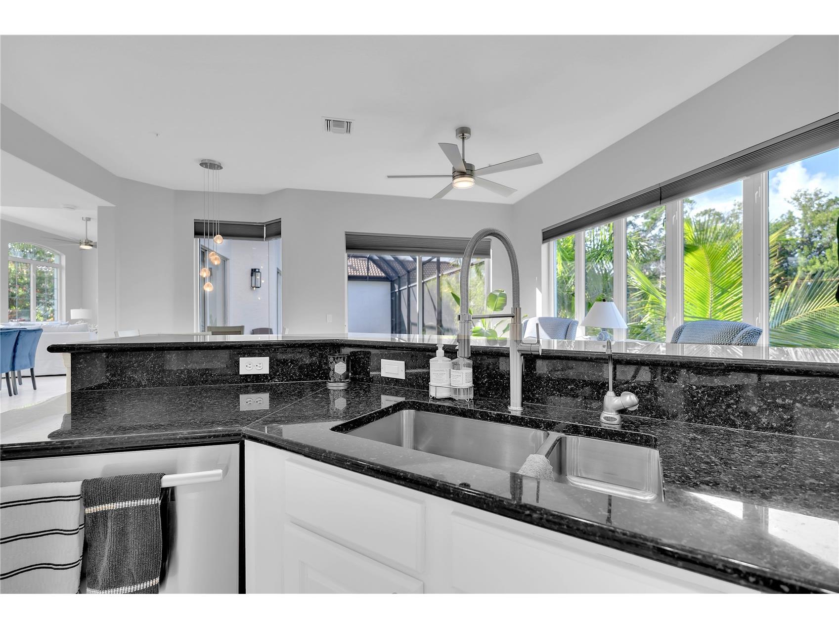 1915 Harbour Links Circle #6 Longboat Key FL 34228 A4688148 image8