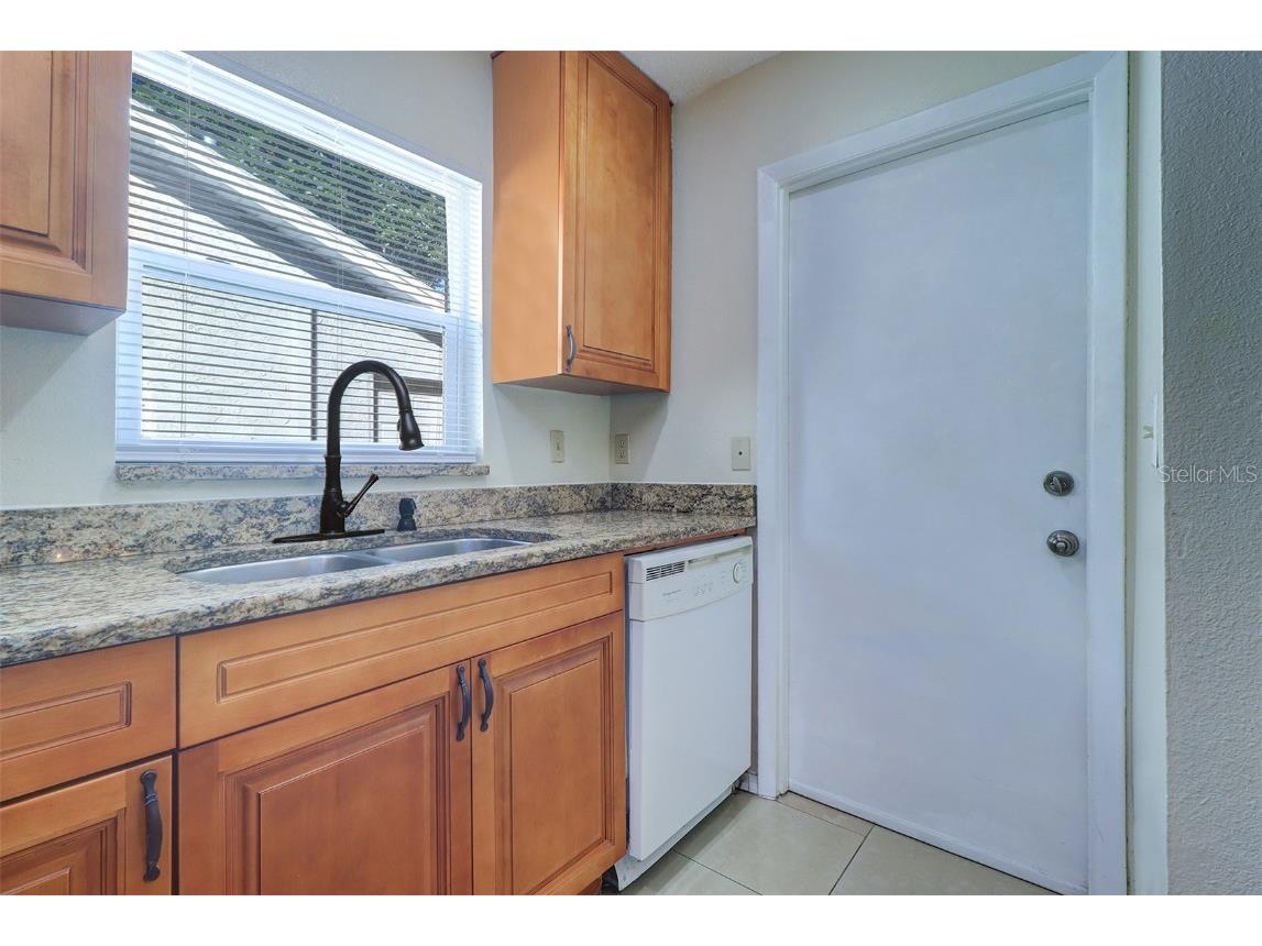 1915 Saginaw Court Oldsmar FL 34677 TB8442060 image10