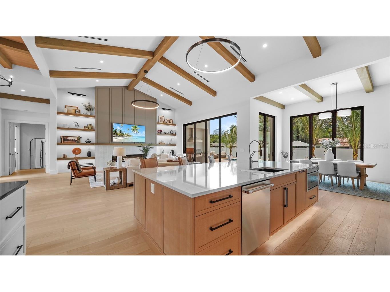 1915 Tulip Drive Sarasota FL 34239 A4673707 image10