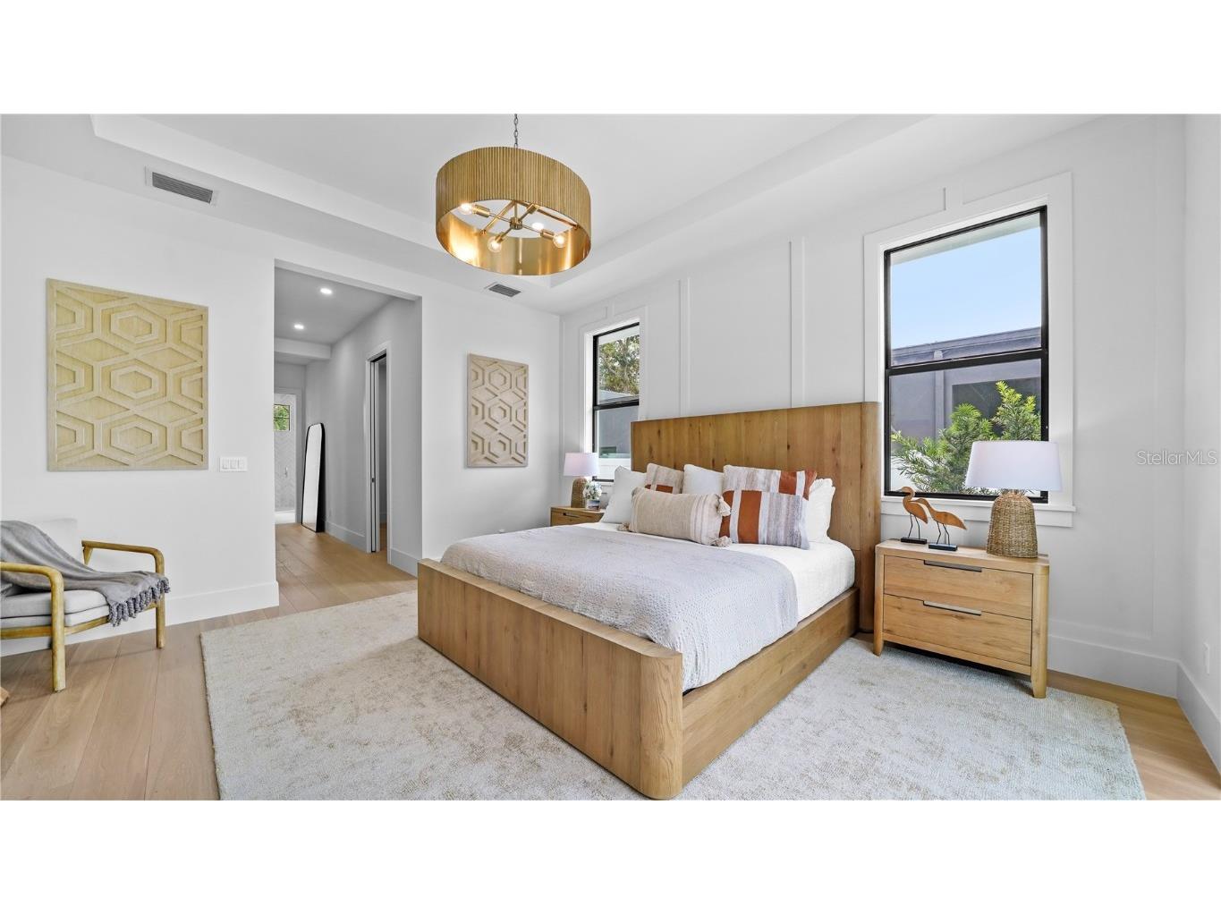 1915 Tulip Drive Sarasota FL 34239 A4673707 image29