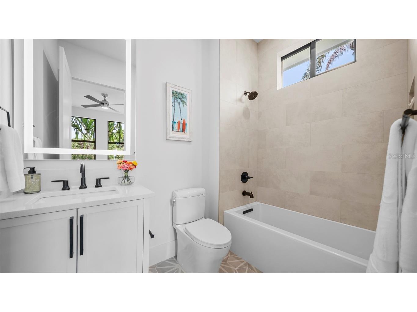 1915 Tulip Drive Sarasota FL 34239 A4673707 image38