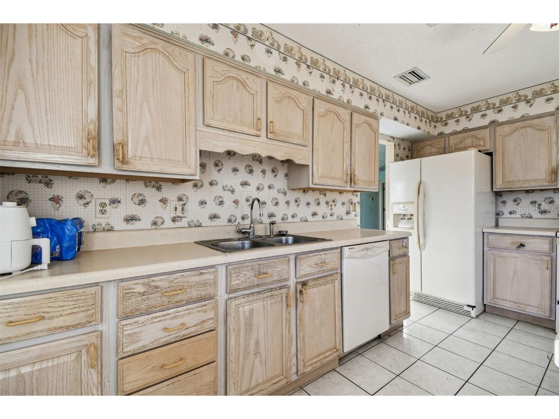 1915 W Del Webb Boulevard Sun City Center FL 33573 TB8457174 image10