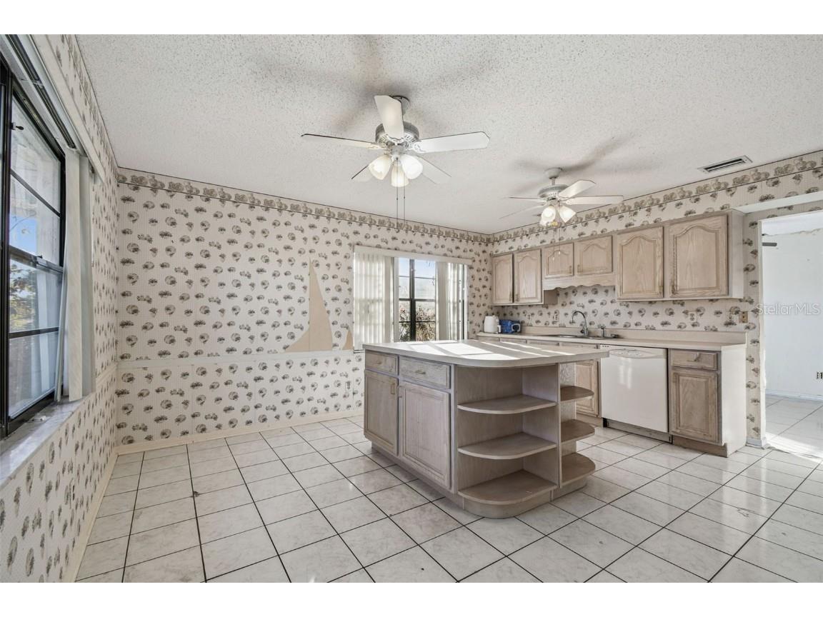 1915 W Del Webb Boulevard Sun City Center FL 33573 TB8457174 image8