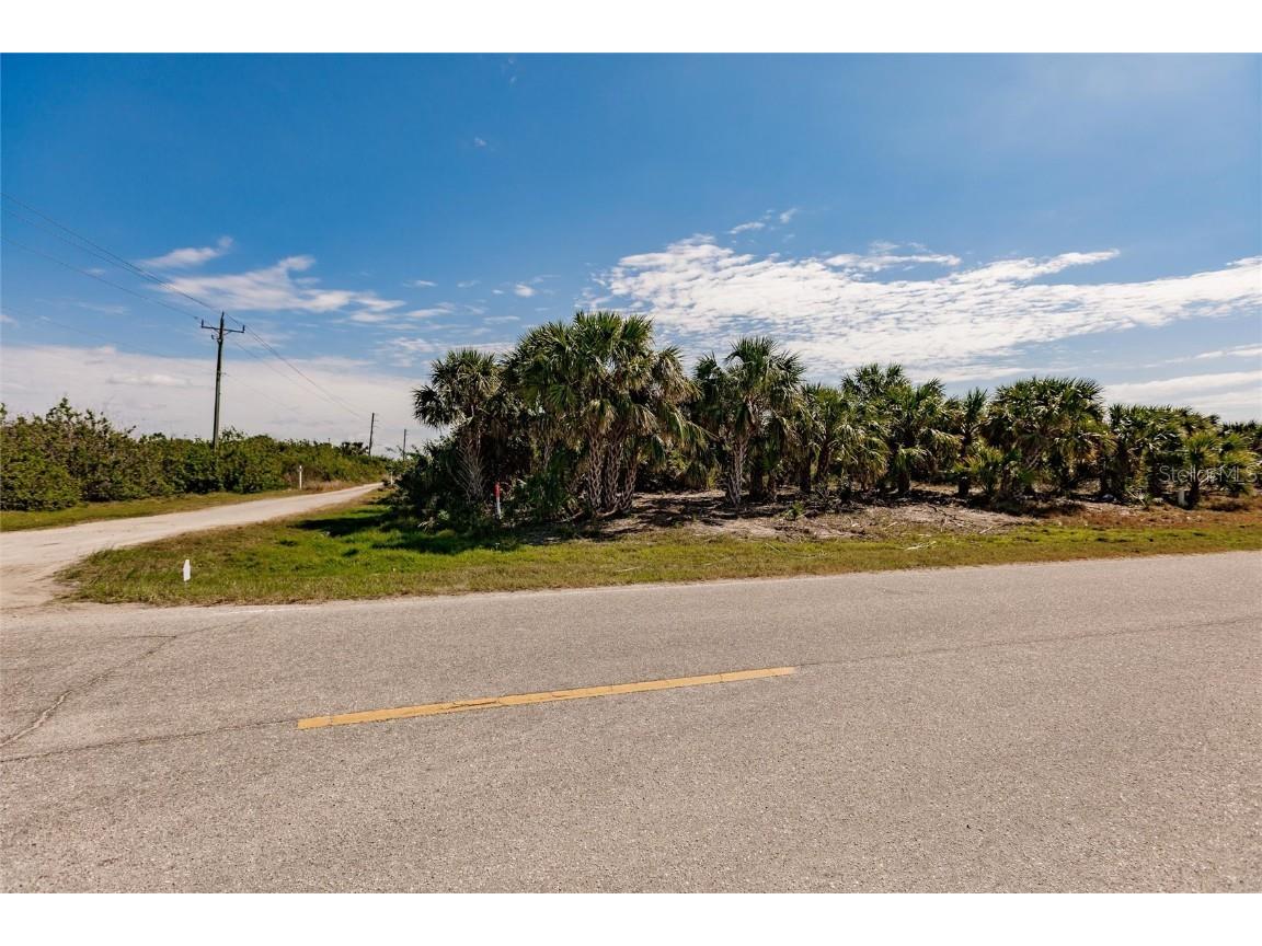 19155 Midway Boulevard Port Charlotte FL 33948 - MANCHESTER WATERWAY C7505665 image17