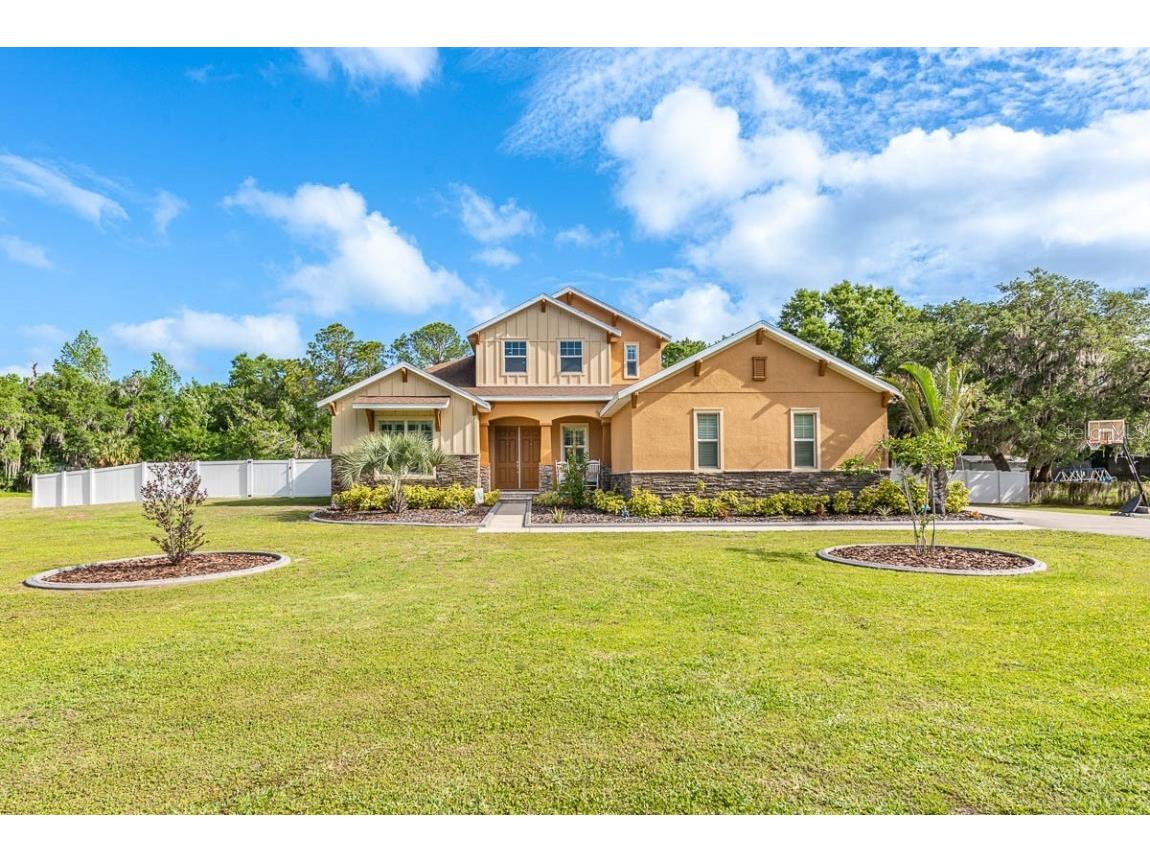 19158 Red Bird Lane Lithia FL 33547 T3439585 image1