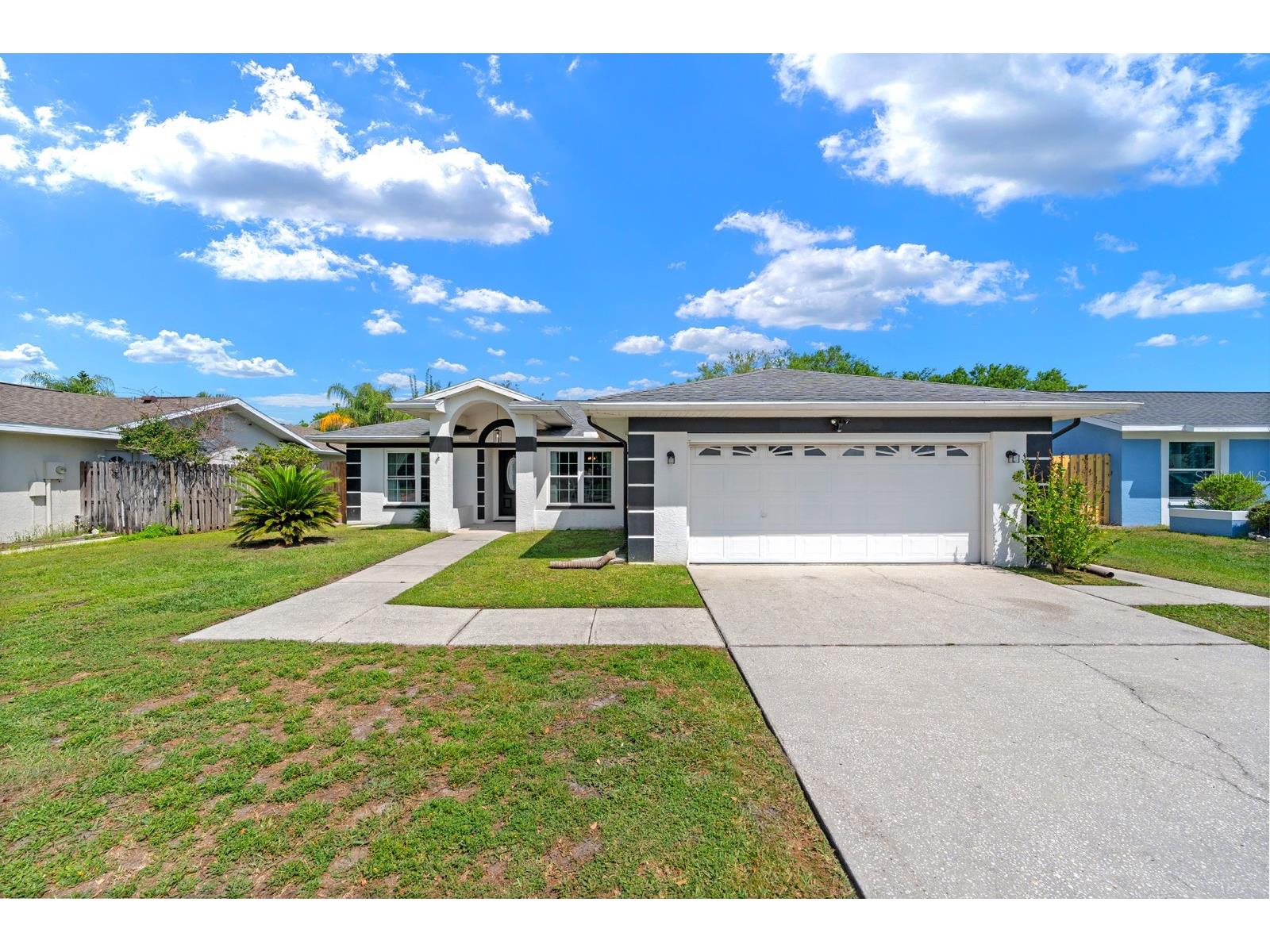 1916 Cloverdale Court Lutz FL 33549 TB8491738 image1