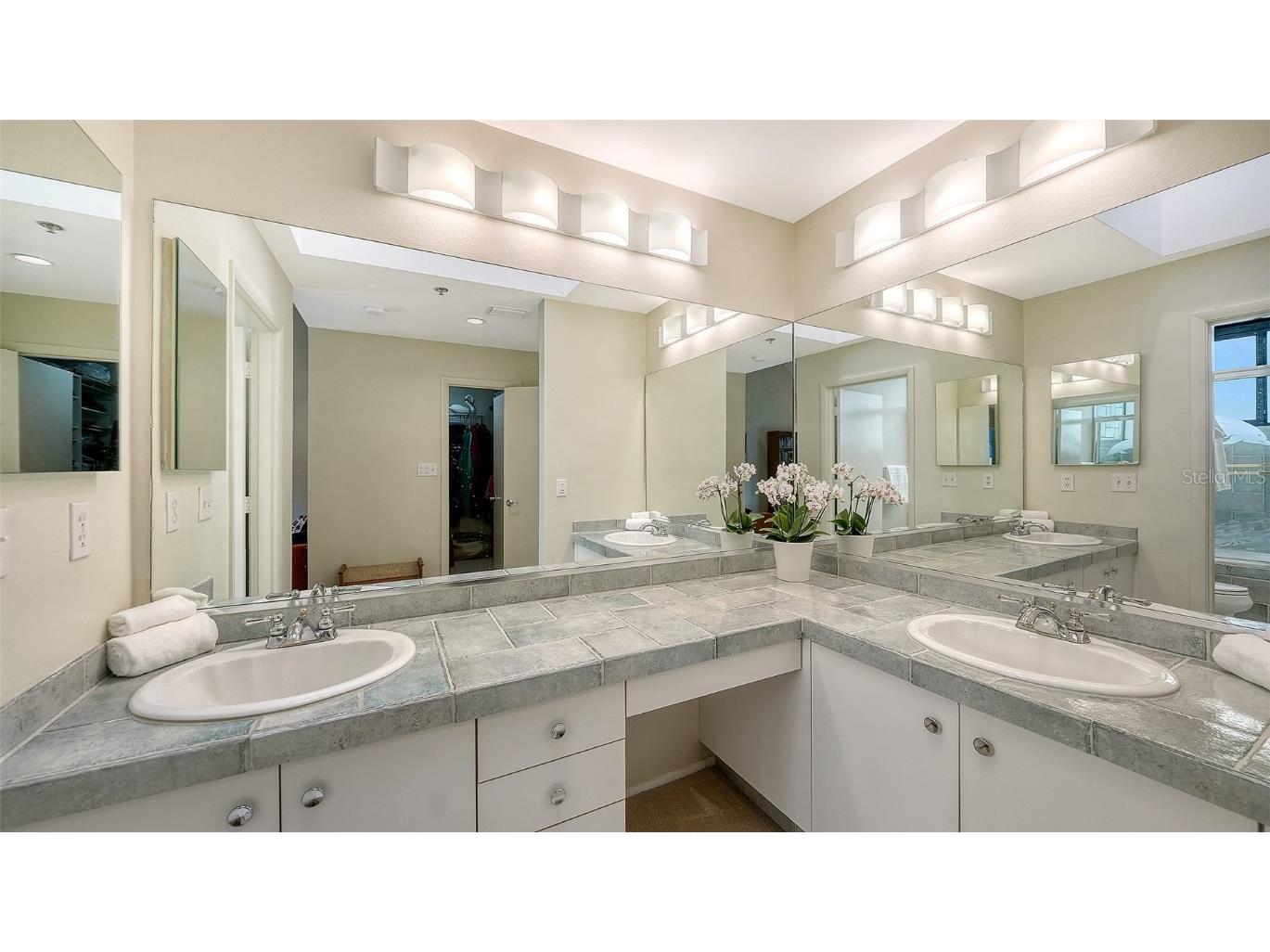 1916 Harbourside Drive #803 Longboat Key FL 34228 - BAY ISLES CHANNEL A4676699 image22