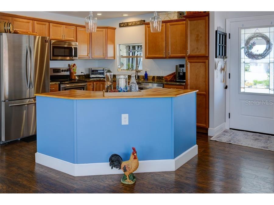 1916 Illinois Avenue Bradenton FL 34207 A4662475 image13