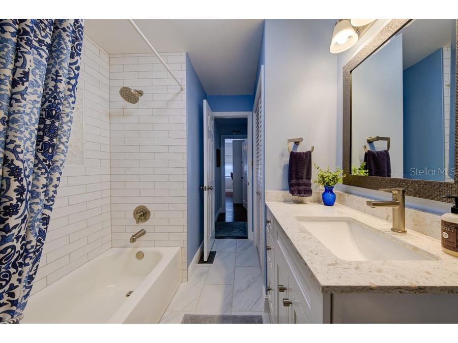 1916 Illinois Avenue Bradenton FL 34207 A4662475 image21