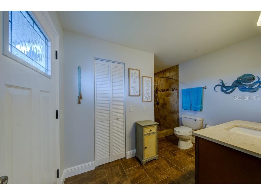 1916 Illinois Avenue Bradenton FL 34207 A4662475 image22