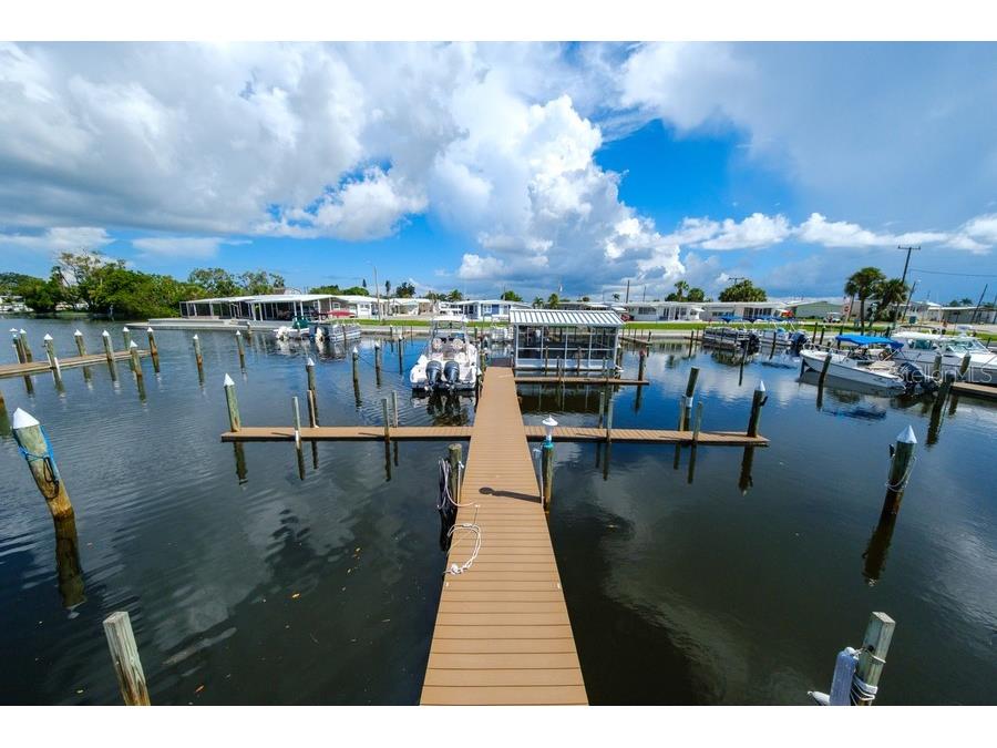 1916 Illinois Avenue Bradenton FL 34207 A4662475 image31