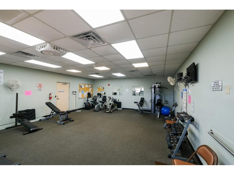 1916 Illinois Avenue Bradenton FL 34207 A4662475 image53