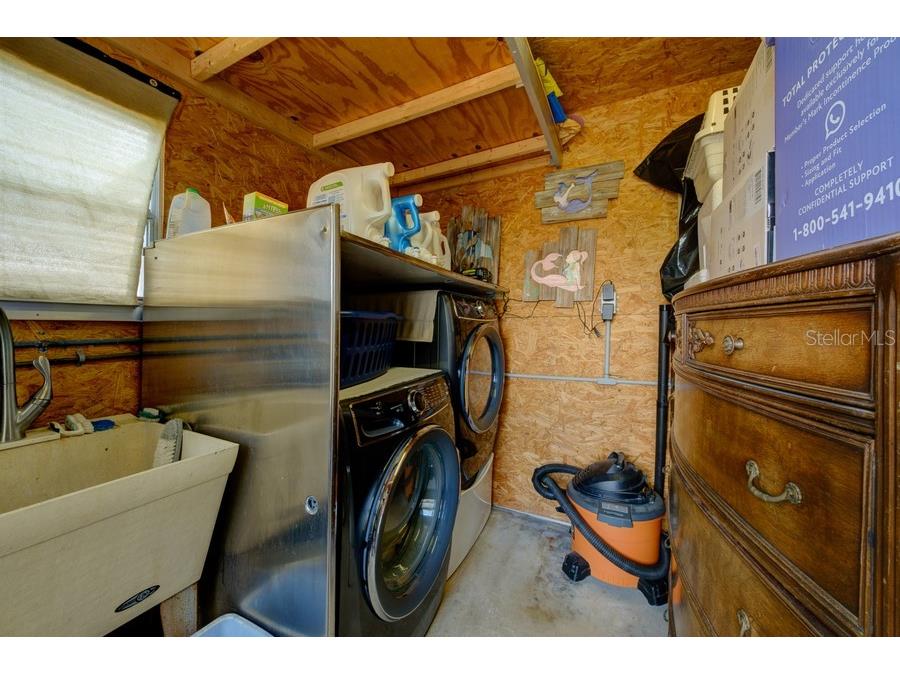 1916 Illinois Avenue Bradenton FL 34207 A4662475 image59