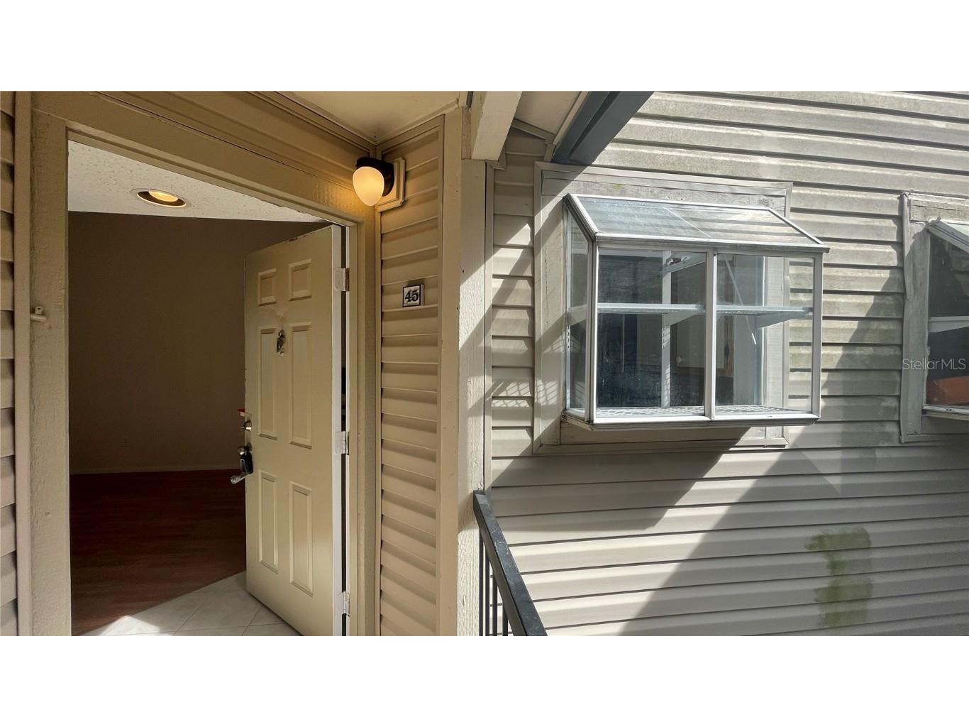 1916 Lake Atriums Circle #45 Orlando FL 32839 O6119064 image1