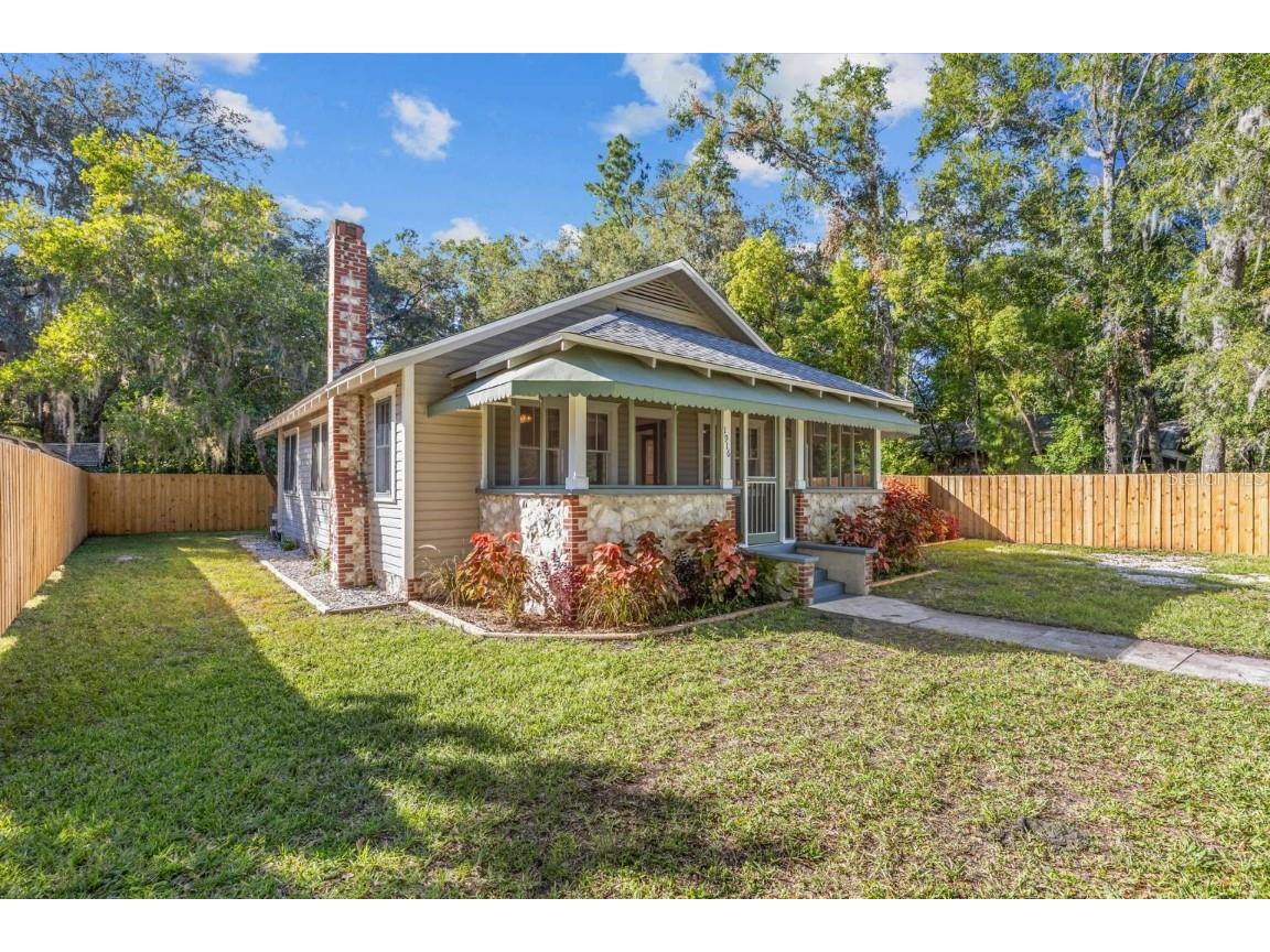 1916 NW 2nd Street Gainesville FL 32609 TB8320549 image1