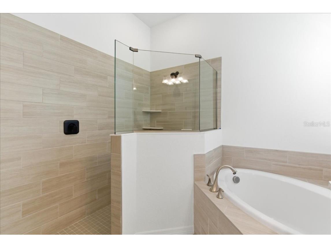 19168 Cherrystone Way Lakewood Ranch FL 34211 A4676865 image18