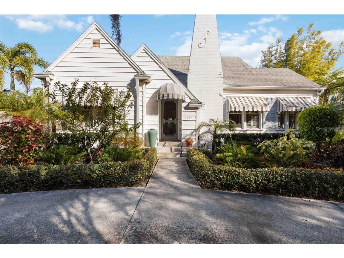 1917 Bahia Vista Street Sarasota FL 34239 A4598810 image1