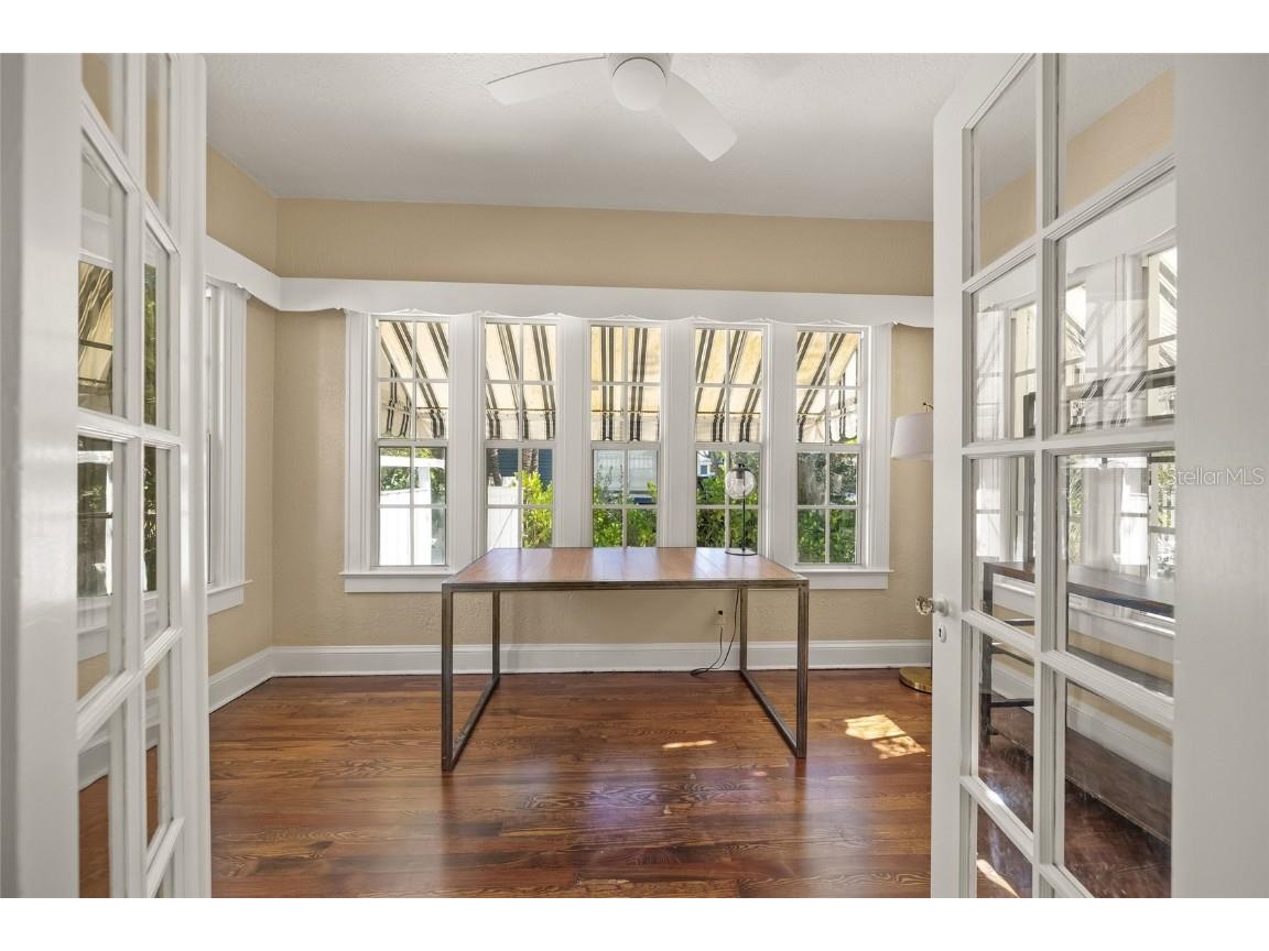 1917 Bahia Vista Street Sarasota FL 34239 A4676931 image20