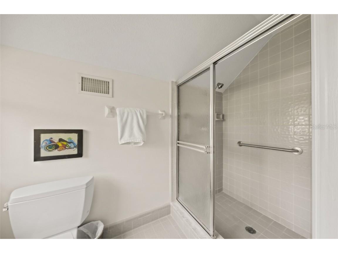 1917 Bahia Vista Street Sarasota FL 34239 A4676931 image24