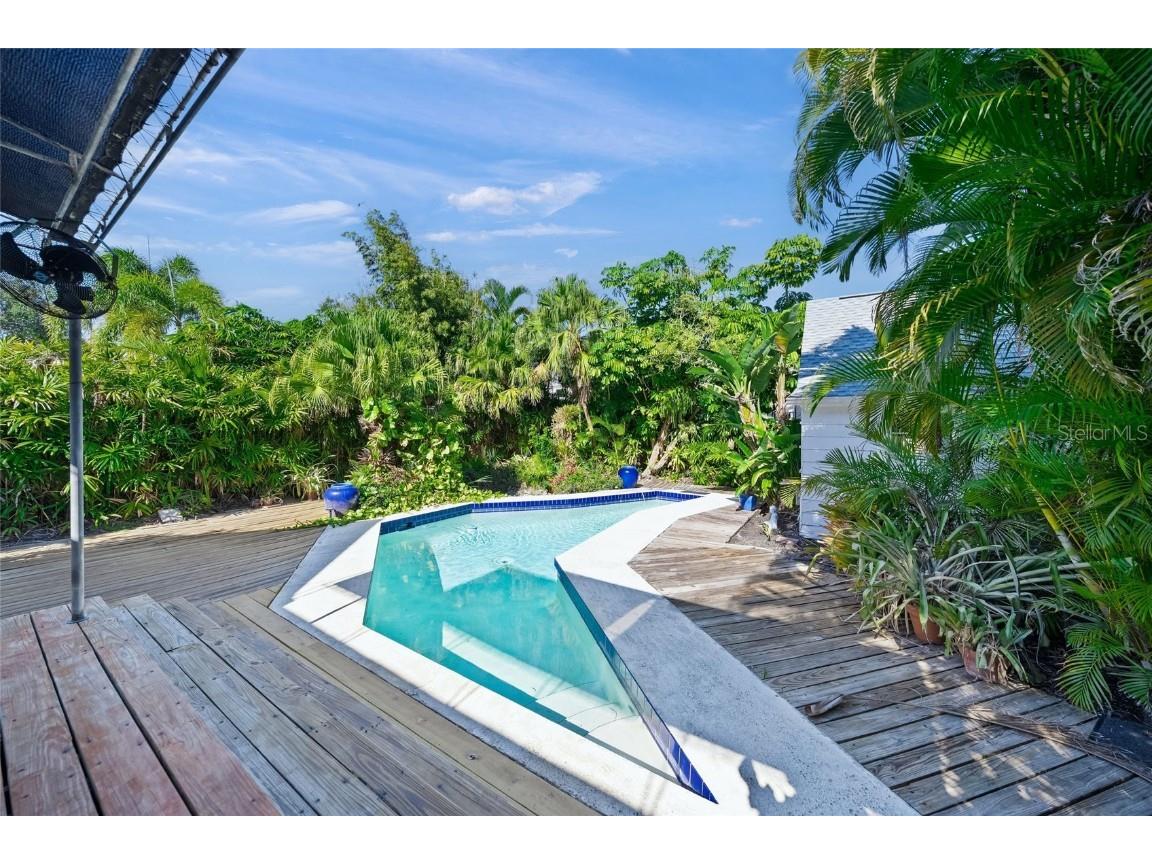 1917 Bahia Vista Street Sarasota FL 34239 A4676931 image30