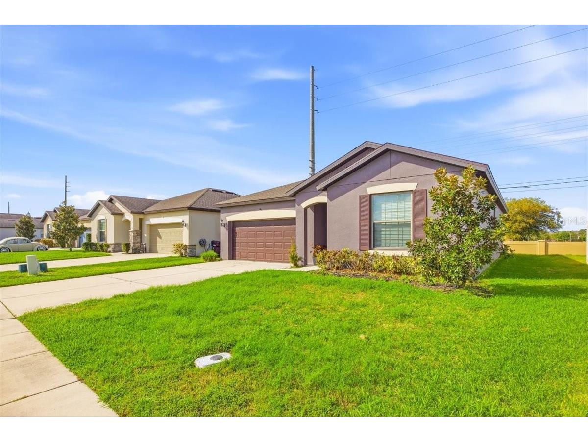 1917 Cayman Cove Circle Saint Cloud FL 34772 S5151477 image2