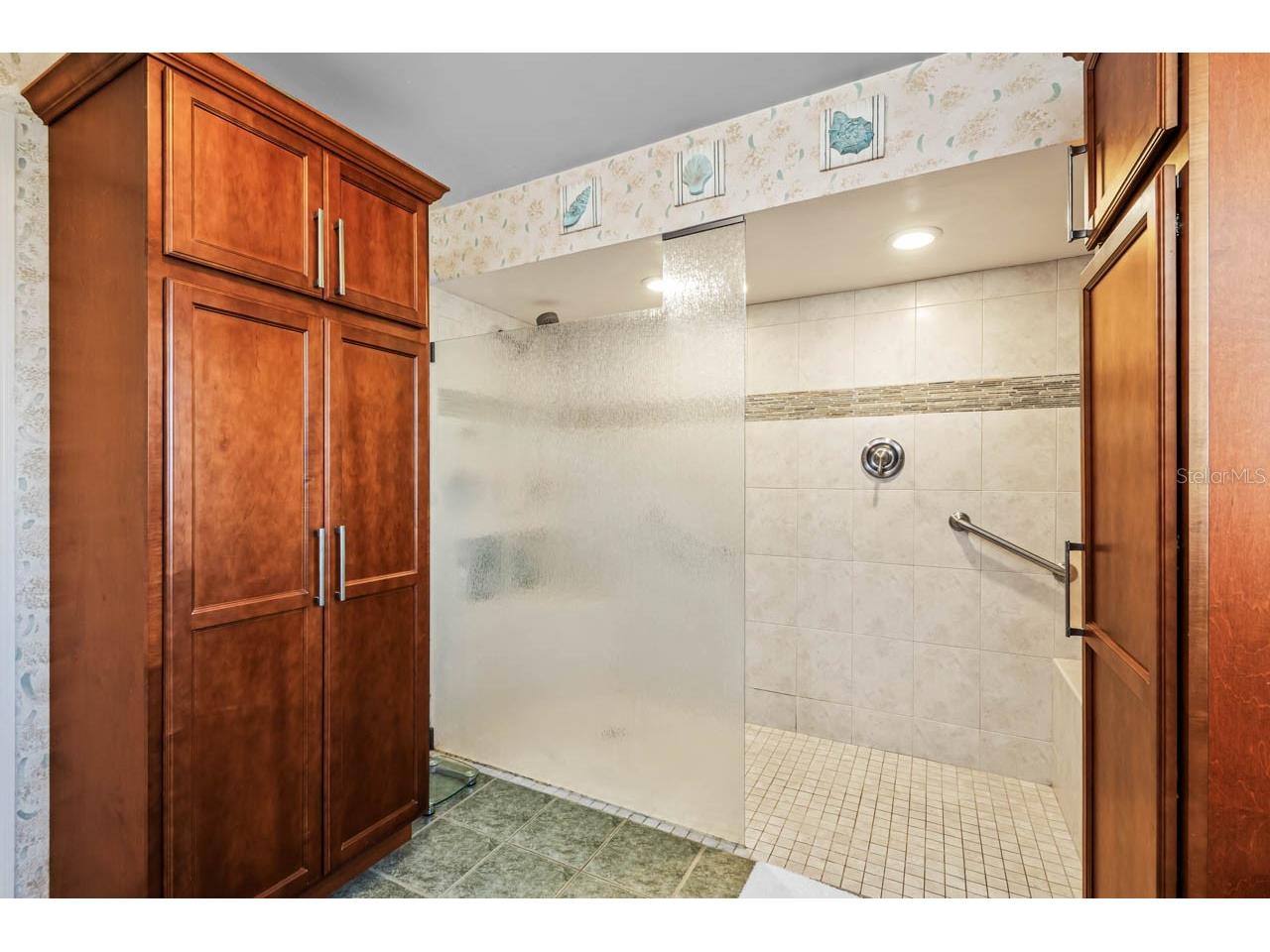 1917 E View Drive Sun City Center FL 33573 TB8481195 image36