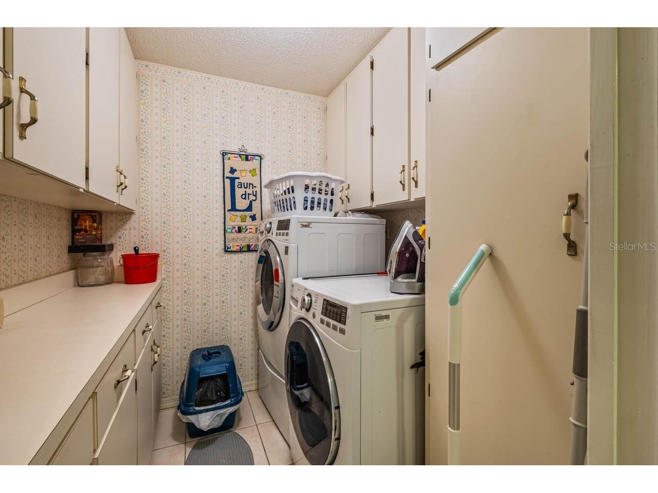 1917 E View Drive Sun City Center FL 33573 TB8481195 image40