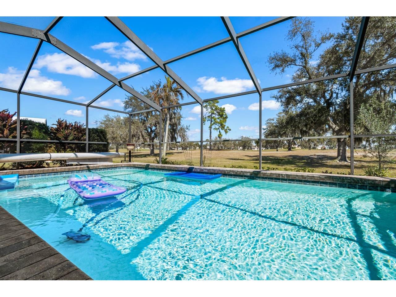 1917 E View Drive Sun City Center FL 33573 TB8481195 image45
