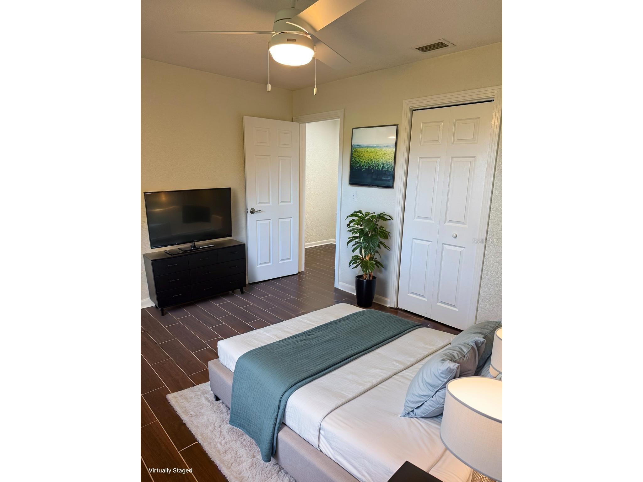 1917 Gilbert Street Clearwater FL 33765 TB8481337 image8