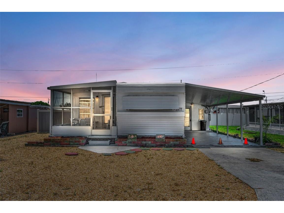 1917 Hess Drive Holiday FL 34691 TB8423122 image1