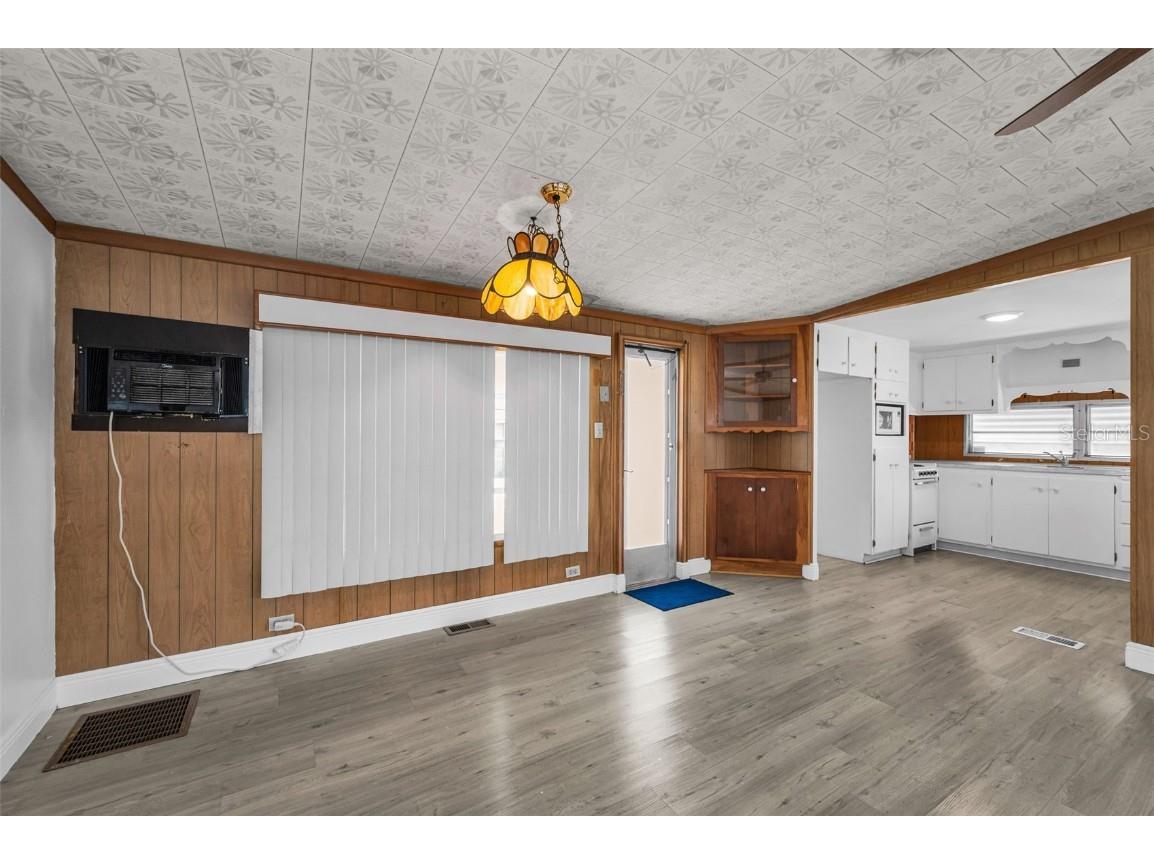 1917 Hess Drive Holiday FL 34691 TB8423122 image14