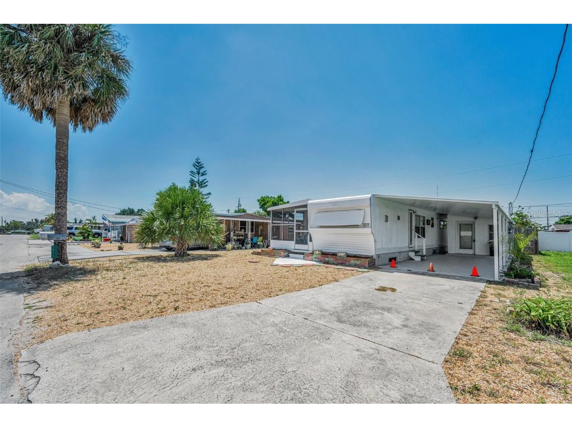 1917 Hess Drive Holiday FL 34691 TB8423122 image18